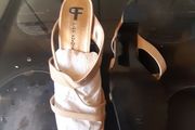 women shoes by Pepe fuentes. Will sell all shoes listed to a car booter as a lot