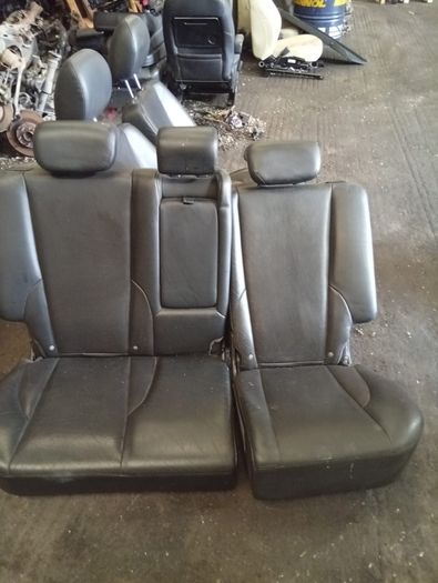 2007 Hyundai Tucson leather seats