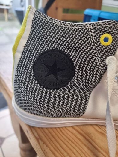 Converse Chuck Taylor II High Tops