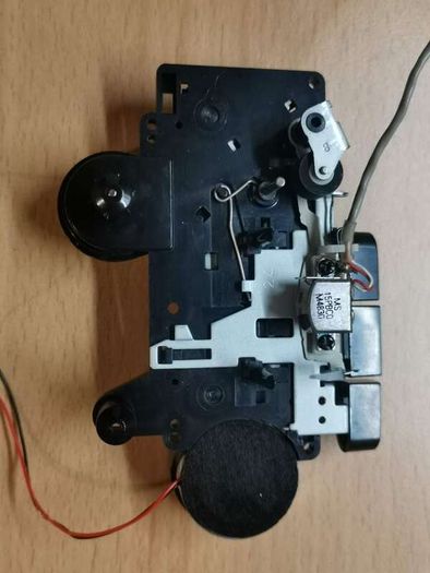 SANYO MGP21 Walkman Cassette Player