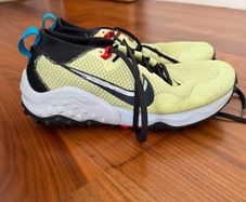 Trail running shoe
