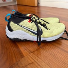 Trail running shoe