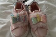 Baby shoes  size 5- new