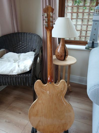 Epiphone Supernova. Natural, Nitro. Gibson Memphis pickups