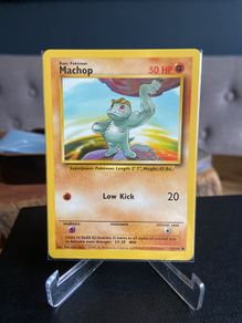 Pokemon Base set Machop 52/102 Near Mint Condition