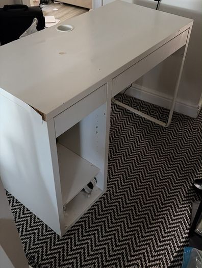 desk free
