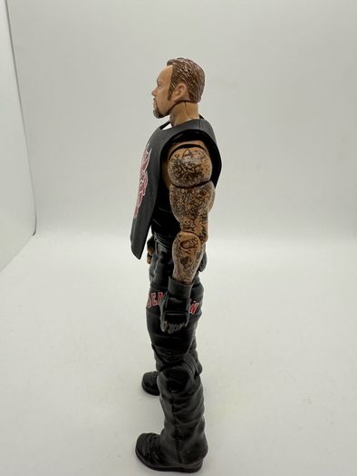 wwe elite series 18 The Undertaker action figure