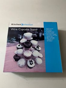 Cupcake stand - (Free items for first buyer to offer asking price on this)