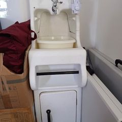 New portable hand wash station