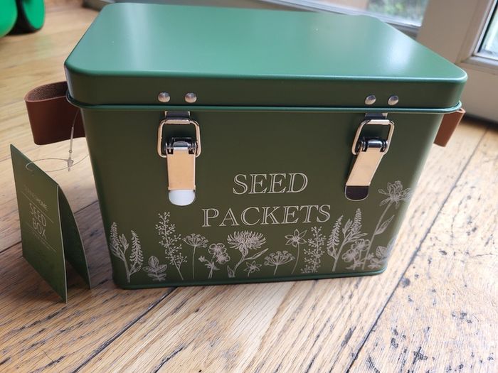 Seeds packets metal box, retro style storage box NEW