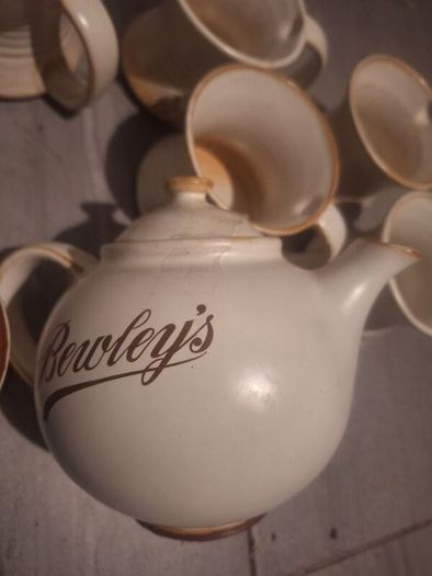 Vintage Bewleys Teaset