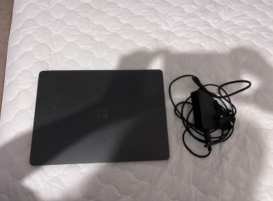 Surface Laptop 7 with screen antiglare screen protector