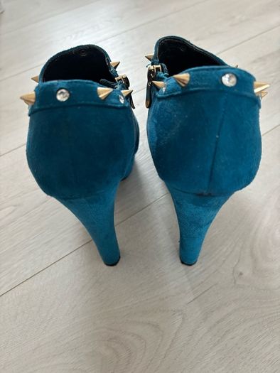 Bottle Green Platform High Heel shoe boots 7
