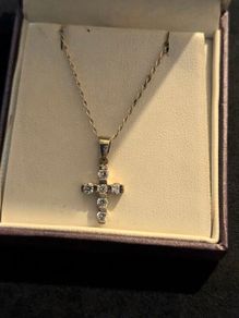 925 Sterling Silver Cross Necklace