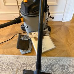 Titan Wet and Dry Vacuum Cleaner with 4 New Bags