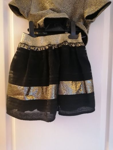 girls skirt and top