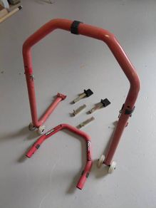 Paddock stand