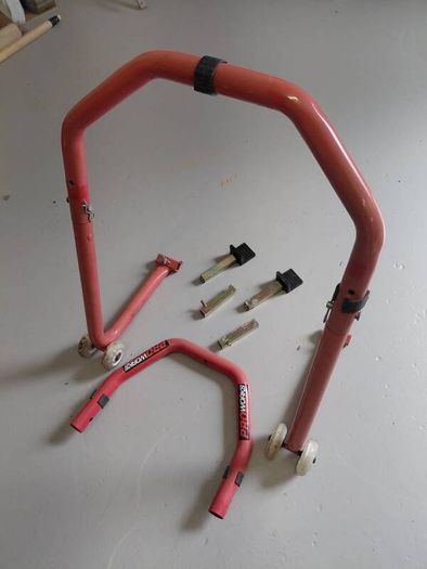 Paddock stand