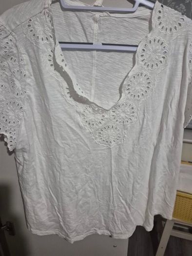Clothes size 20/22
