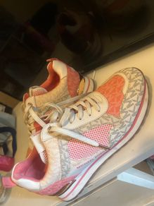 Real Michael Korrs runners
