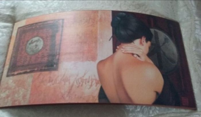 Curved Wall Picture