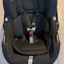Maxi cosy and isofix base Image 6