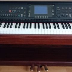 Yamaha Piano