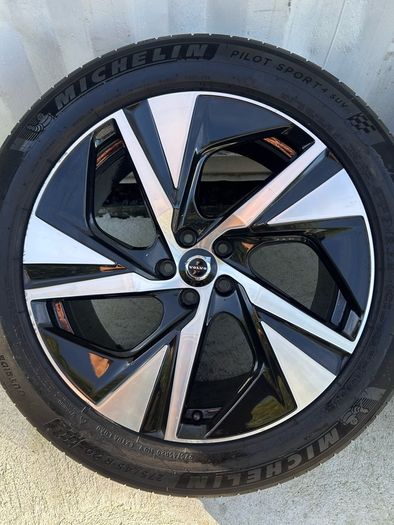 Genuine Volvo XC90 R Design 20" Alloy Wheels