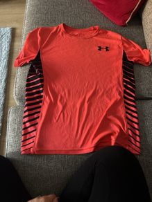 tshirt under armour youth size yxl