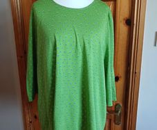 Gudrun Sjoden Ladies Green Ditzy Print Top 2xl Includes Postage
