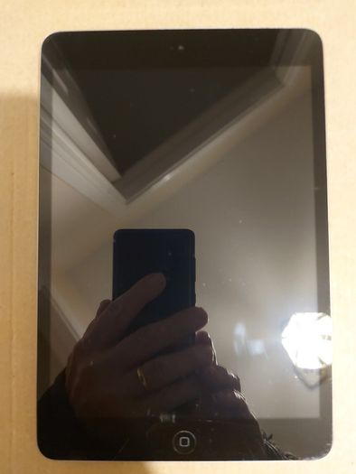 Apple Ipad Mini 1st Geberation, 16GB, Activation Locked in excellent cosmetic condition