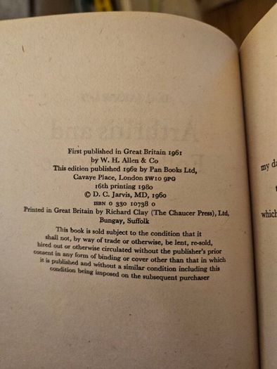 Arthritis & Folk Medicine.  By D.c.jarvis. M.d. Paperback In Good Condition.  See Photos For Same
