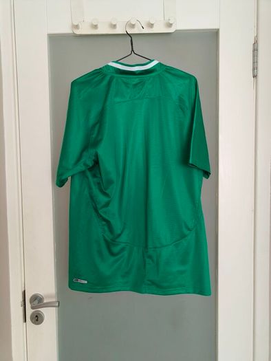 Vintage 2011 Puma Ireland Rugby Union (IRFU) home jersey