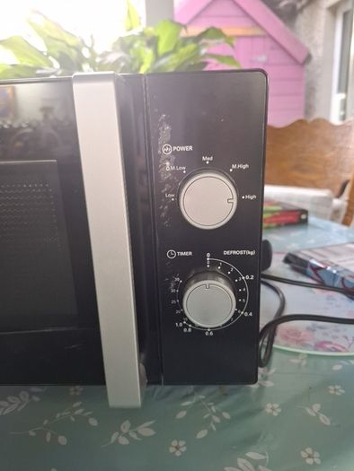 Microwave