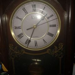 clock with battery
