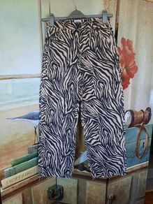 BDG Urban Outfitters Juno Jeans Size 10