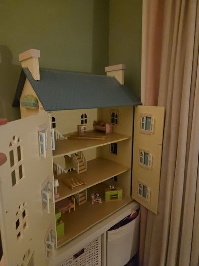 doll house real wood