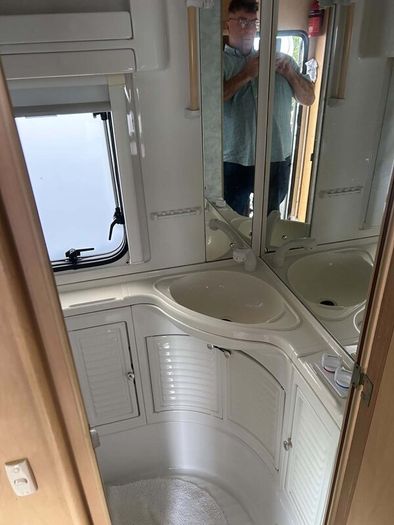 NI 2000 Swift Royal Ensign SE 610 4-Berth