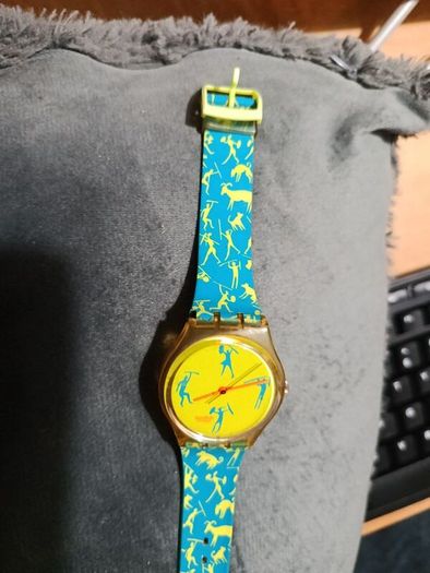 Vintage 1990 Swatch Watch African Can GK120 Retro