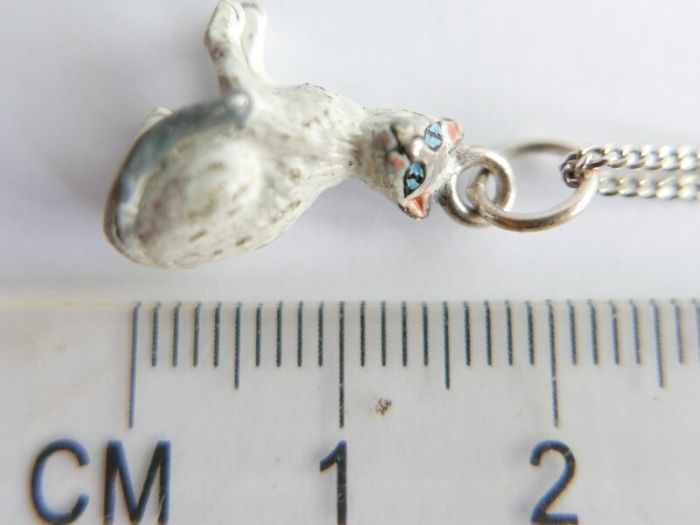 Vintage 925 Sterling Silver Cat Pendant Necklace - enamel detail