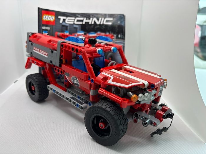 Lego Technic 42075 First Responder