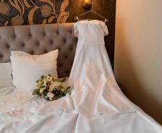 wedding dress