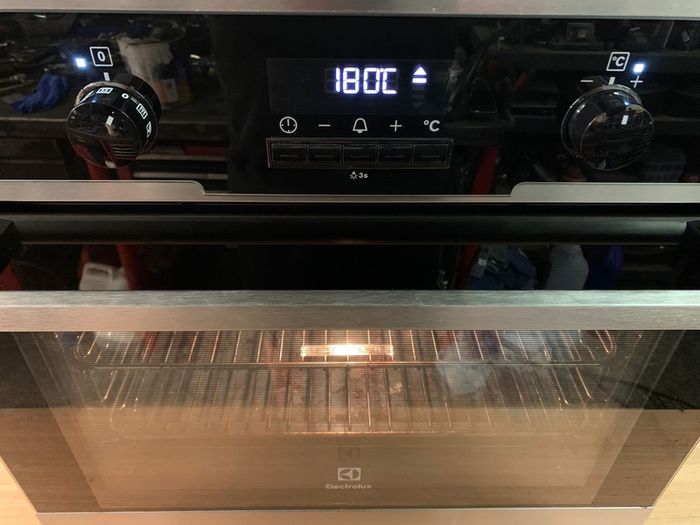 Microwave, grill and oven