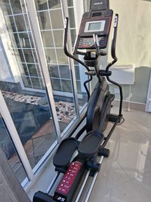 Cross trainer