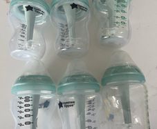 Tommee tippee baby bottles