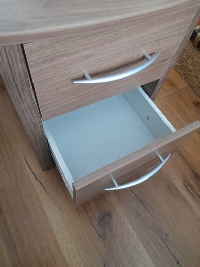 Bedside lockers