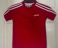 Adidas Sports tshirt Age 7-8 years