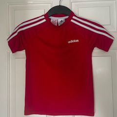 Adidas Sports tshirt Age 7-8 years