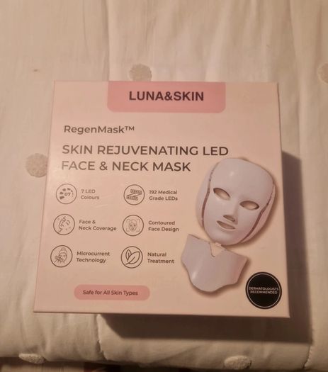 LED regen mask