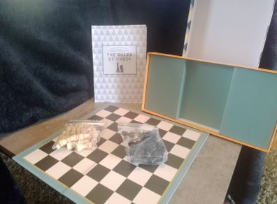Robert Frederick chess set.